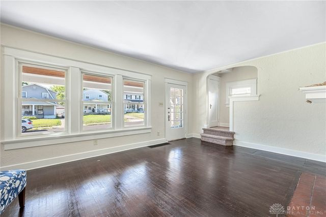 331 Fernwood Avenue, Dayton, OH 45405