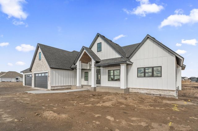 2987 154th Lane NE, Ham Lake, MN 55304