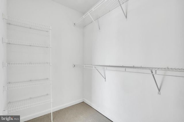 4 WEATHERLY RD, Delran, NJ 08075