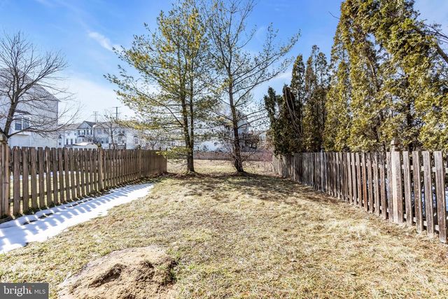 4 WEATHERLY RD, Delran, NJ 08075