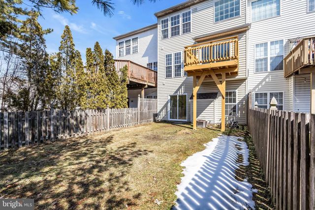 4 WEATHERLY RD, Delran, NJ 08075