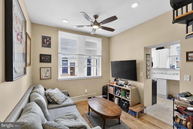 1229 S 6TH ST, Philadelphia, PA 19147
