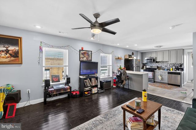 1229 S 6TH ST, Philadelphia, PA 19147