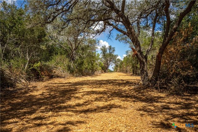 946 FM 2718, Cuero, TX 77954