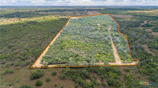 946 FM 2718, Cuero, TX 77954