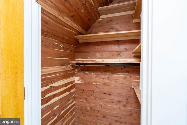 98 DELAWARE AVE, Fortescue, NJ 08321