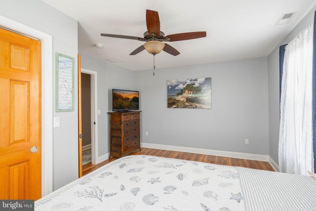 98 DELAWARE AVE, Fortescue, NJ 08321