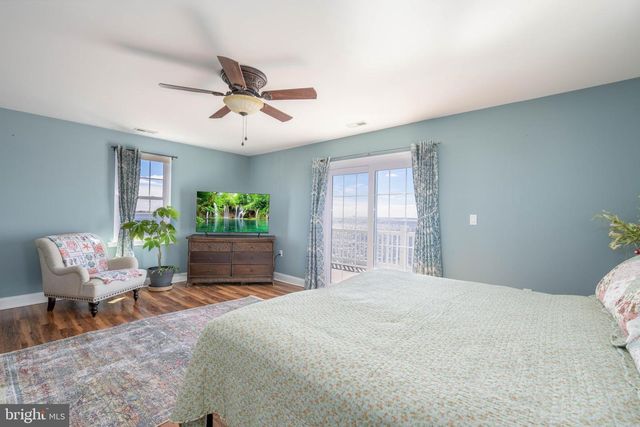 98 DELAWARE AVE, Fortescue, NJ 08321