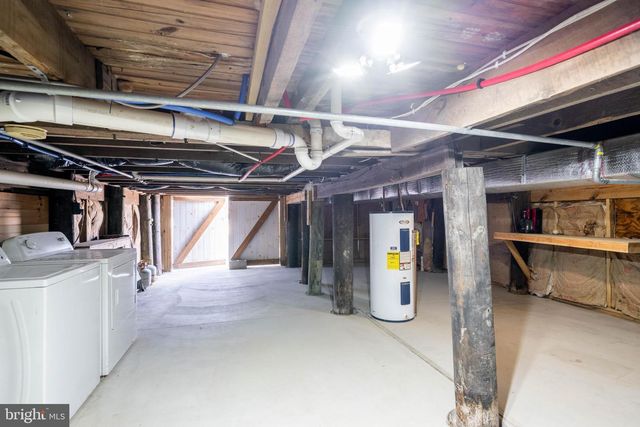 98 DELAWARE AVE, Fortescue, NJ 08321