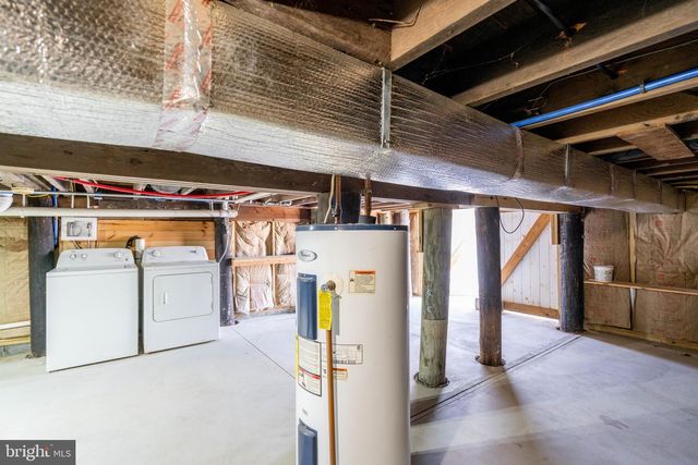 98 DELAWARE AVE, Fortescue, NJ 08321