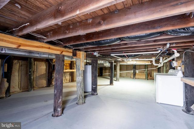 98 DELAWARE AVE, Fortescue, NJ 08321