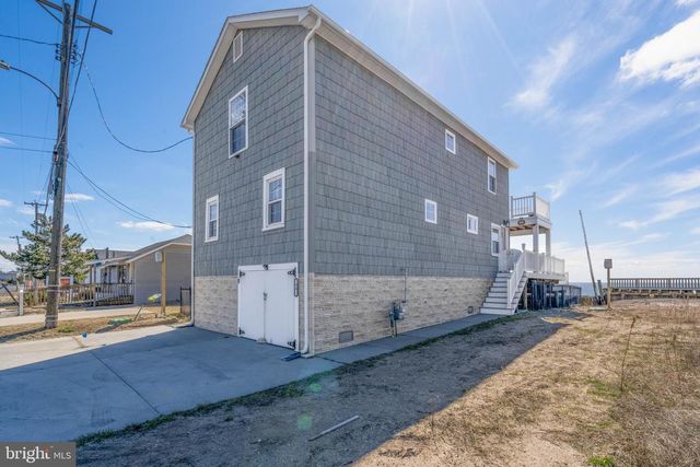 98 DELAWARE AVE, Fortescue, NJ 08321