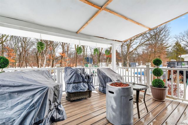 35 Maple Lane, Monroe, NY 10950