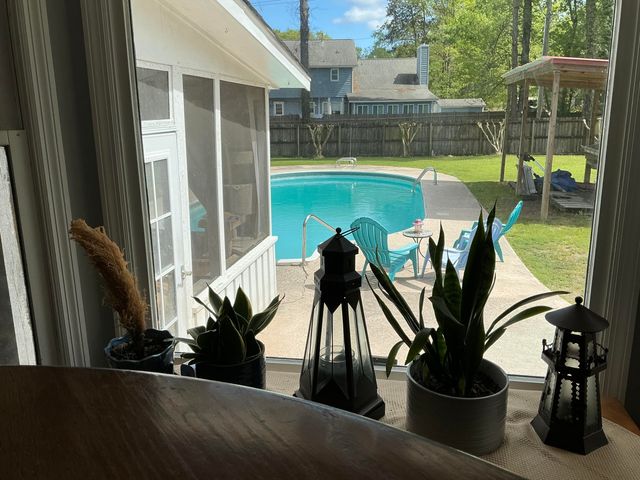 5 Dunvegan Drive, Charleston, SC 29414