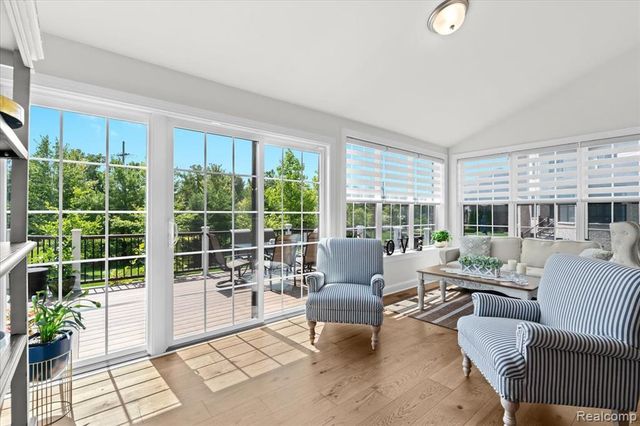 47695 Wales Court, Novi, MI 48167