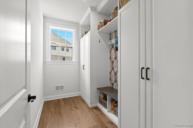 47695 Wales Court, Novi, MI 48167