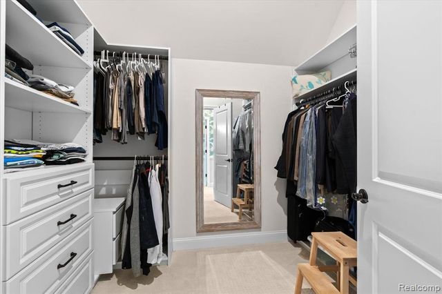 47695 Wales Court, Novi, MI 48167