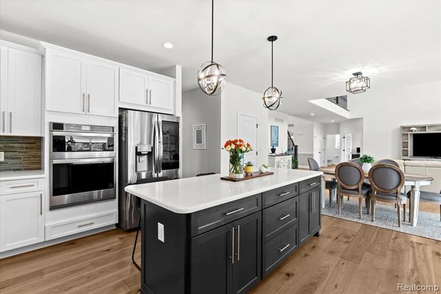 47695 Wales Court, Novi, MI 48167