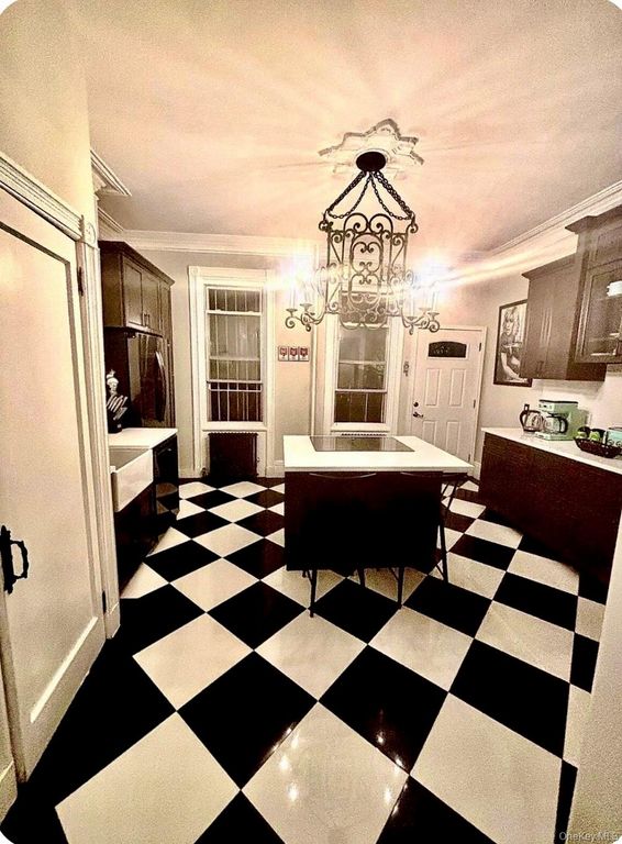 282 163rd Street E, Bronx, NY 10451