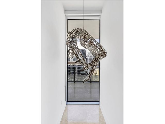1300 Brickell Bay Drive 3900, Miami, FL 33131
