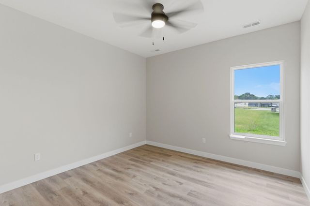 15255 AMENDMENT RD, Ashland, MO 65010