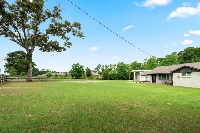 25311 Hardin Store Road, Magnolia, TX 77354