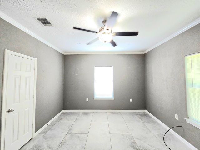 8512 Us Highway 59 S, Goodrich, TX 77335
