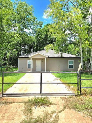 8512 Us Highway 59 S, Goodrich, TX 77335