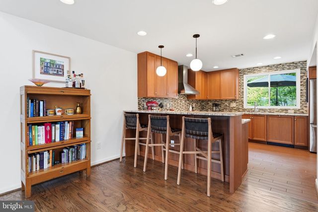 8 CONSTITUTION SQ, Annapolis, MD 21401
