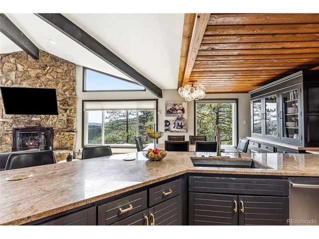 610 Meadow View Dr, Evergreen, CO 80439