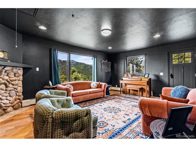 610 Meadow View Dr, Evergreen, CO 80439