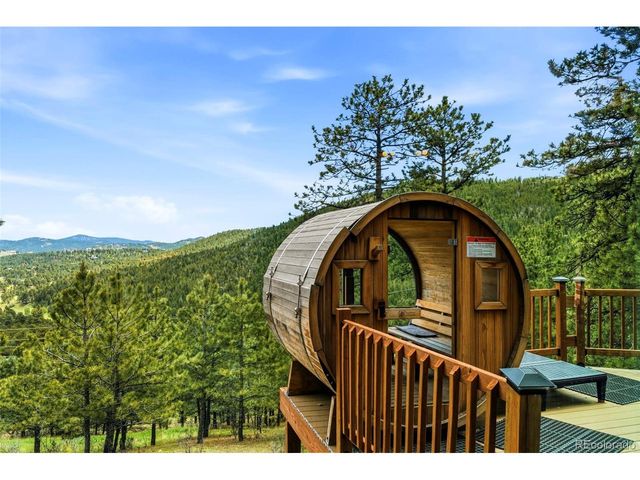 610 Meadow View Dr, Evergreen, CO 80439