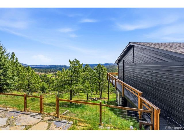 610 Meadow View Dr, Evergreen, CO 80439
