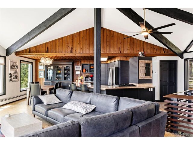610 Meadow View Dr, Evergreen, CO 80439