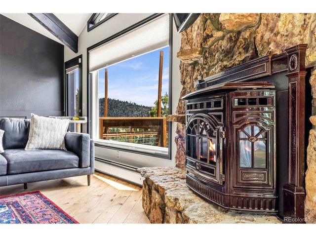 610 Meadow View Dr, Evergreen, CO 80439