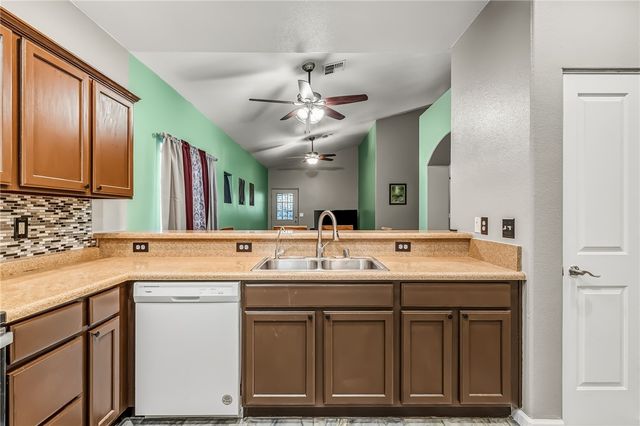 1143 Pear Tree Lane, Bullhead City, AZ 86442