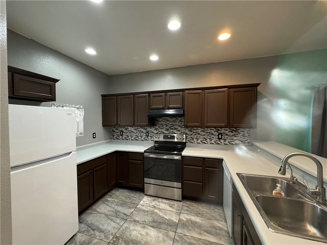 1143 Pear Tree Lane, Bullhead City, AZ 86442