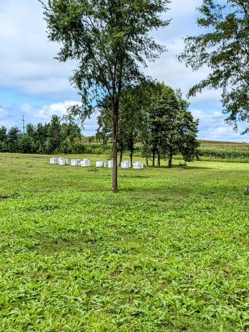 4215 S Il Route 47, Woodstock, IL 60098