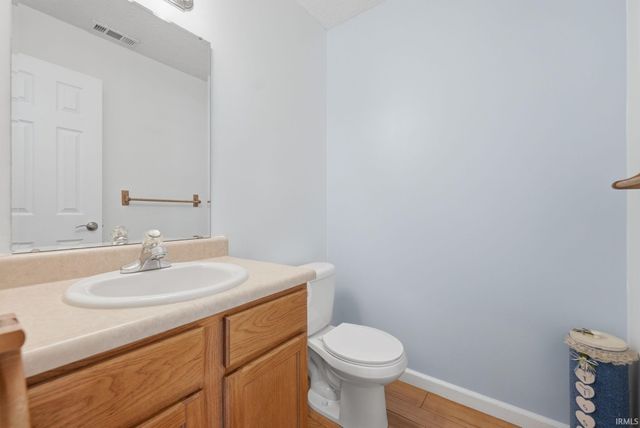12819 Loch Dhu Lane, Fort Wayne, IN 46814