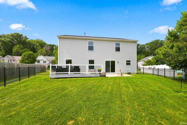 12819 Loch Dhu Lane, Fort Wayne, IN 46814