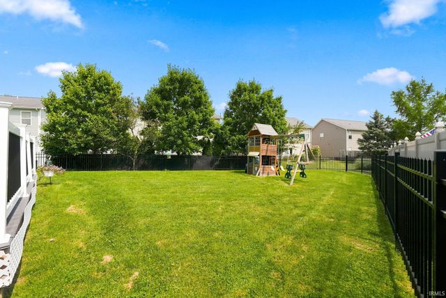 12819 Loch Dhu Lane, Fort Wayne, IN 46814