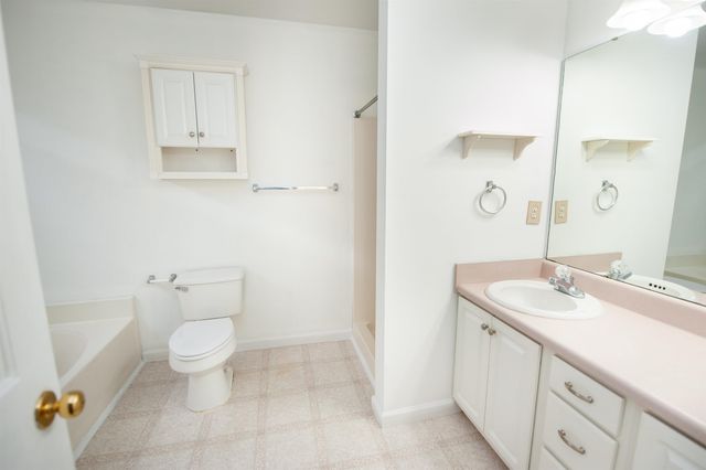 125 Eagleston Lane, Simpsonville, SC 29680