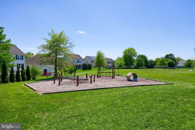 9 REBECCA DR, Denver, PA 17517