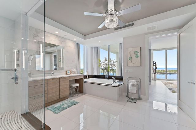 1 Water Club Way 2003, North Palm Beach, FL 33408