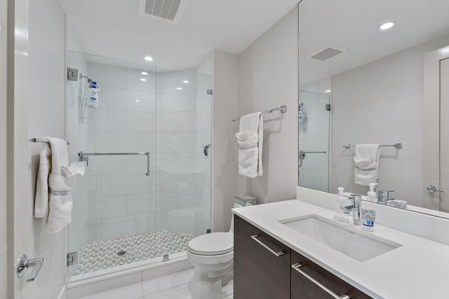 1 Water Club Way 2003, North Palm Beach, FL 33408