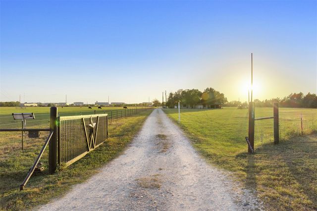 2361 Smetana Road, Bryan, TX 77807