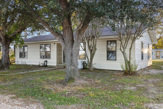 2361 Smetana Road, Bryan, TX 77807