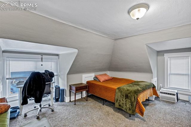 1125 Manitou Avenue, Manitou Springs, CO 80829