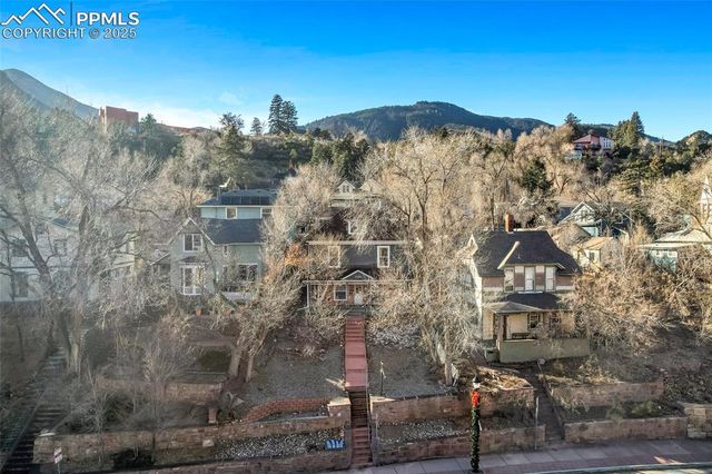 1125 Manitou Avenue, Manitou Springs, CO 80829