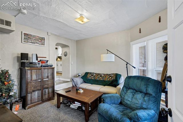 1125 Manitou Avenue, Manitou Springs, CO 80829